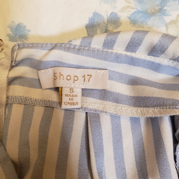 Shop 17 Deep V Neck White And Blue Romper Butterfly Sleeves Women S - Picture 3 of 11